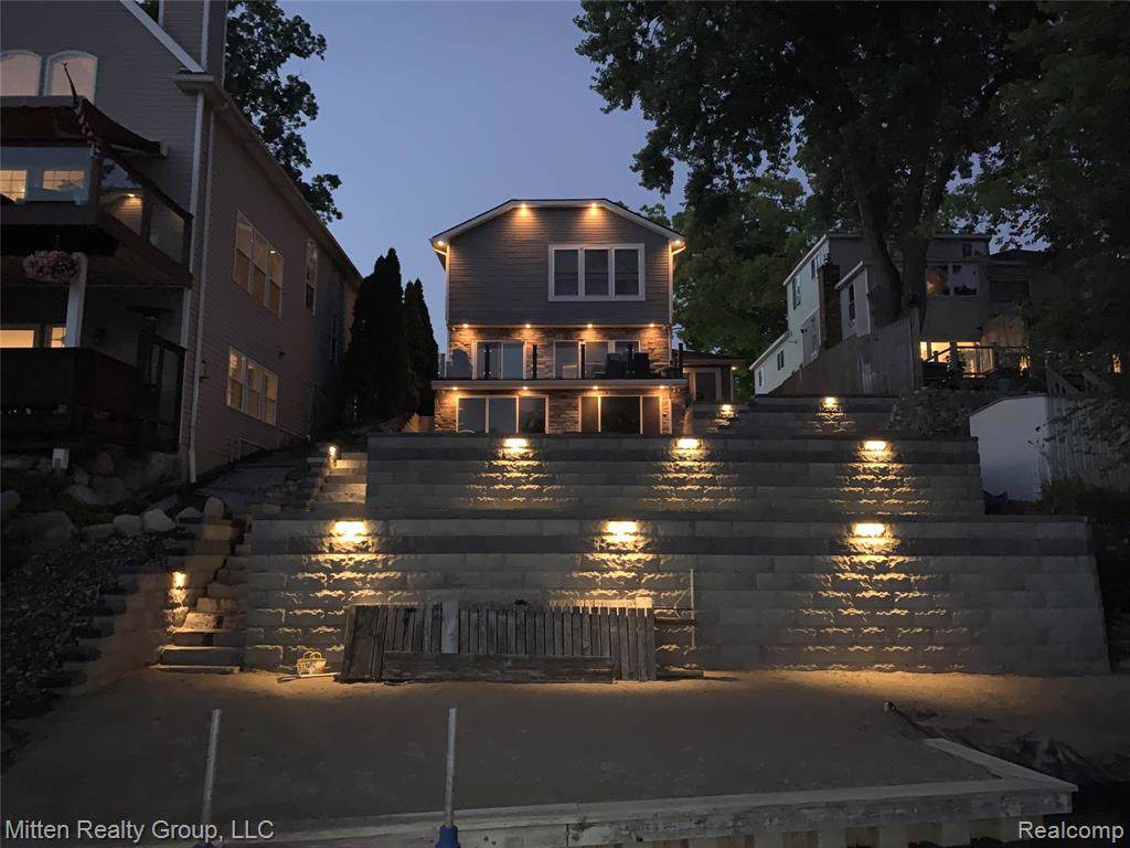 3843 Island Park Drive - Photo 1
