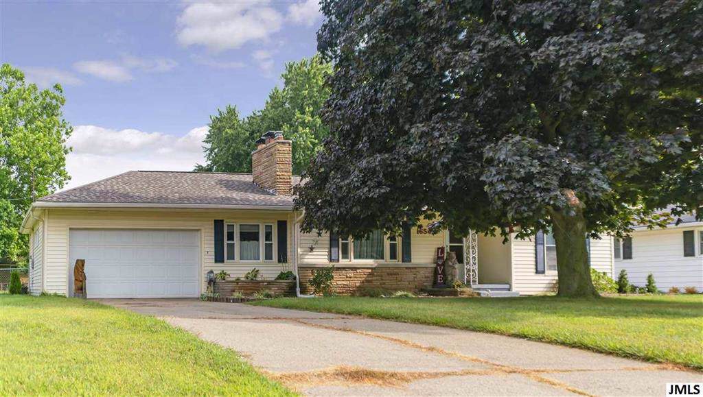 1654 Duguid - Photo 1