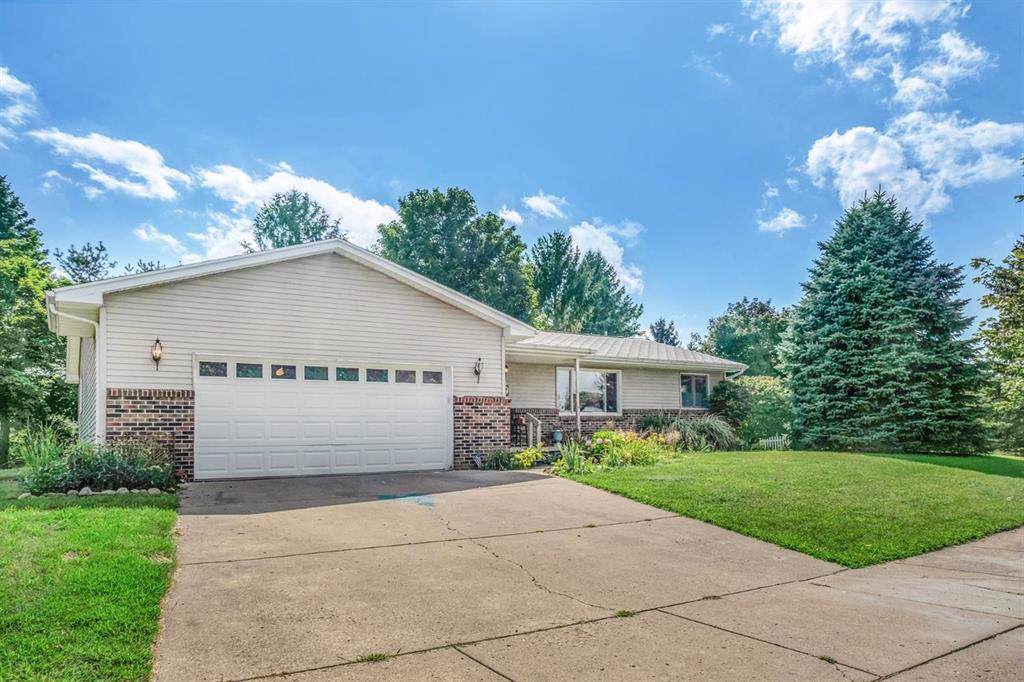 19 Hickory Drive - Photo 1