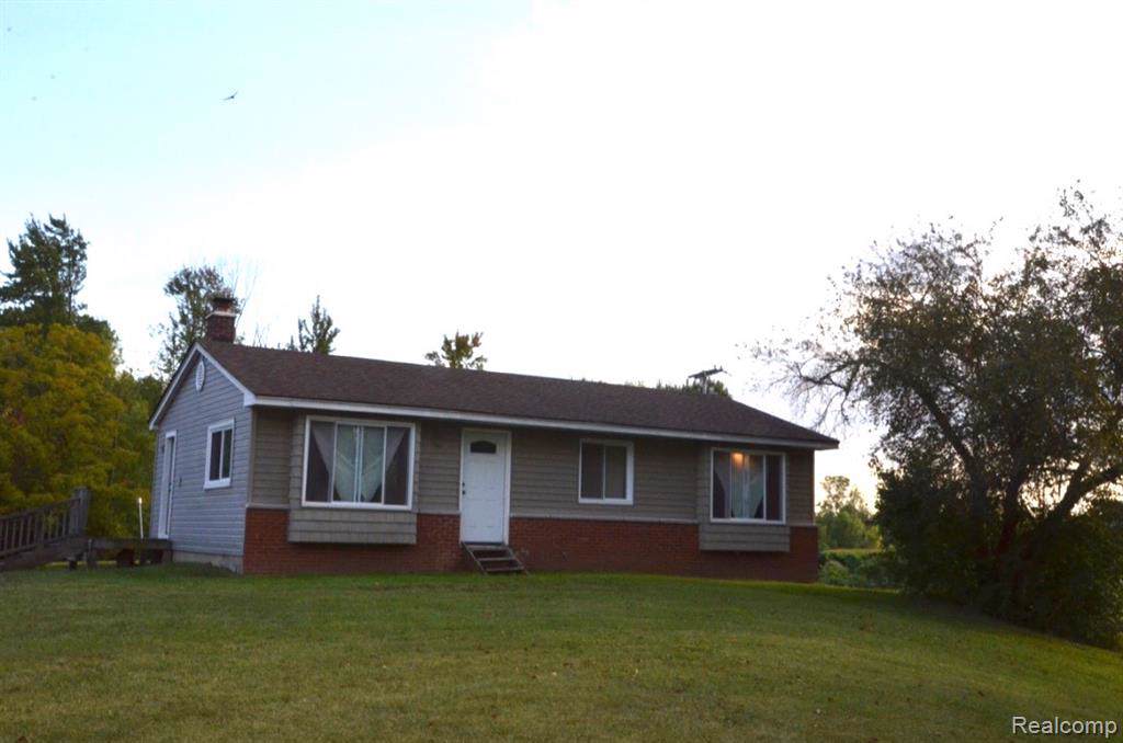 9070 Seven Mile Road - Photo 1