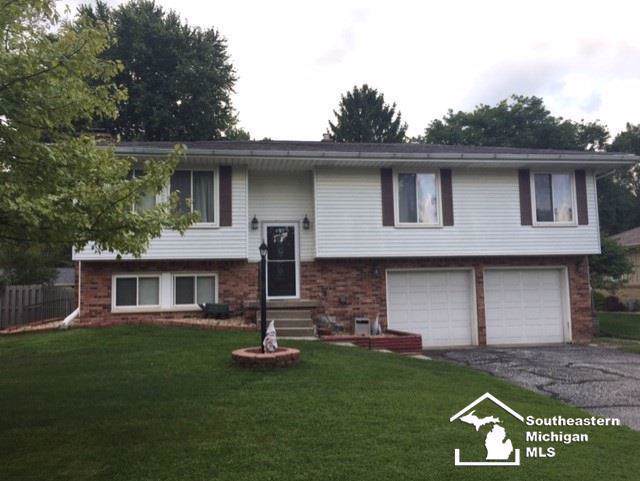 7563 Chapelview - Photo 1