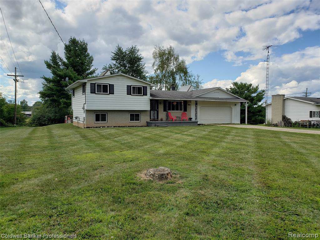 2033 Carol Drive - Photo 1