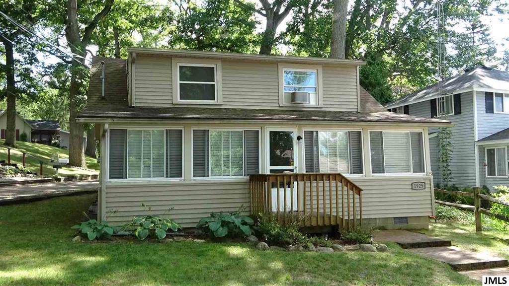 1925 Wildwood Ct - Photo 1