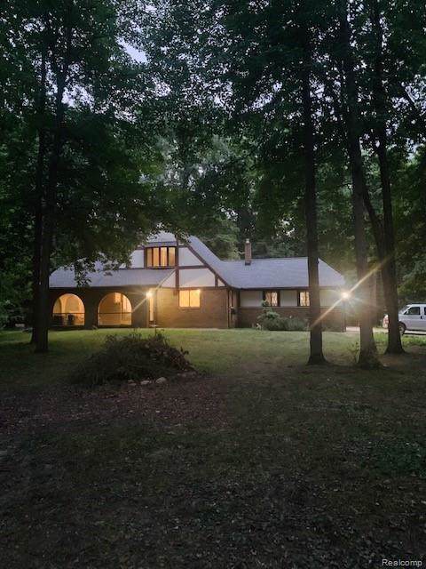 48215 9 MILE Road - Photo 1