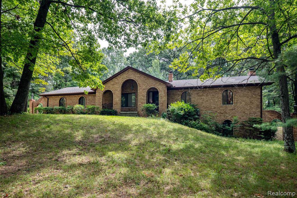 1600 Moffat - Photo 1
