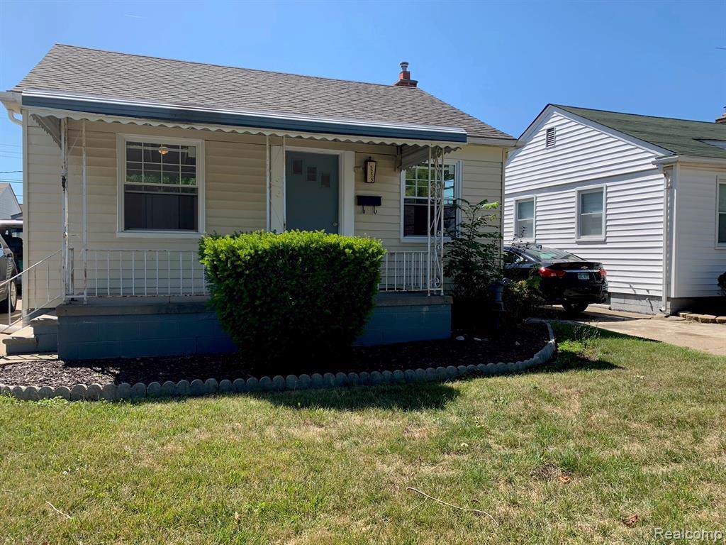 13225 Venness Street - Photo 1
