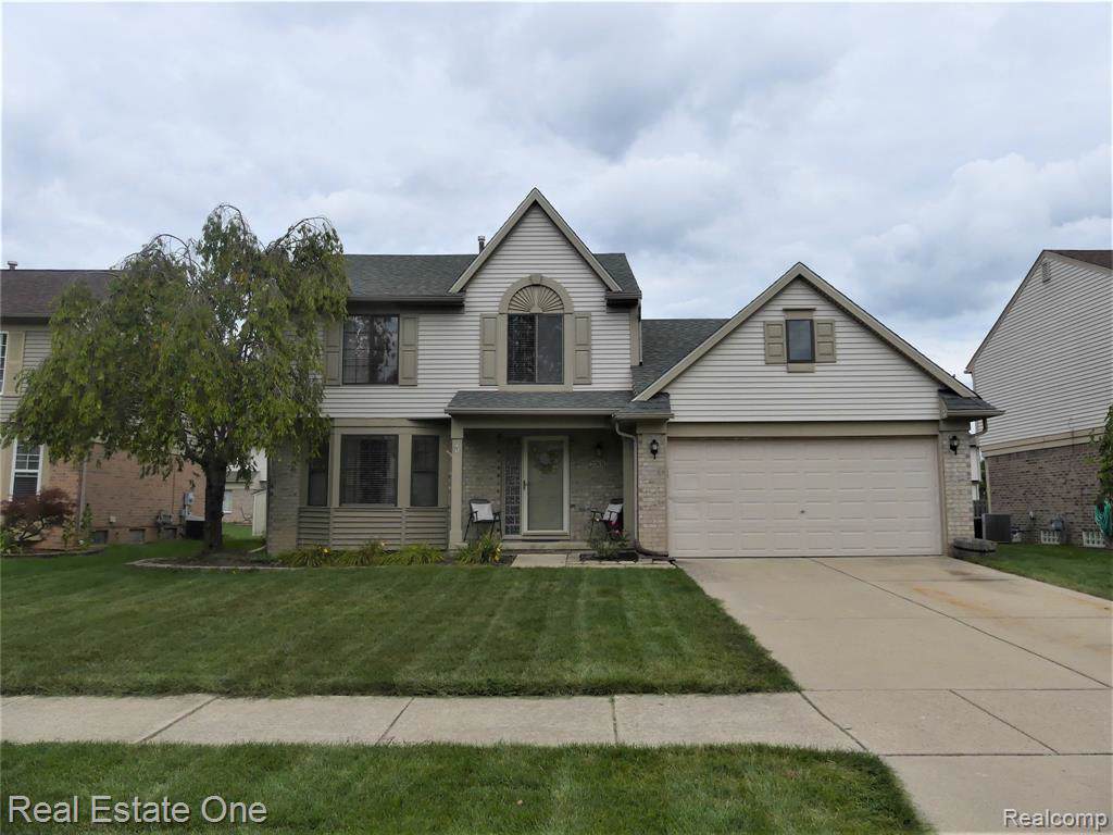 22631 Stephanie Court - Photo 1