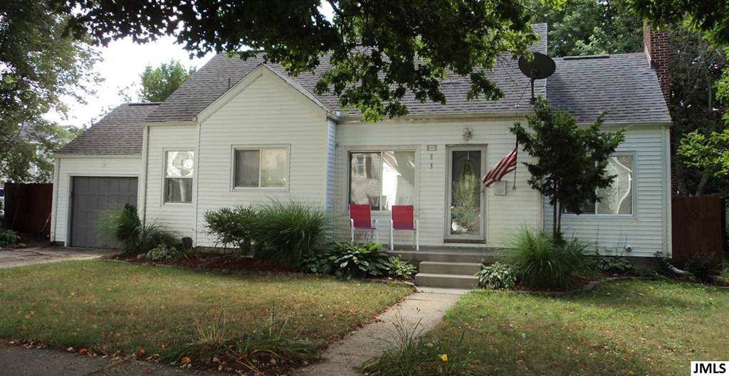 811 Washington Ave - Photo 1