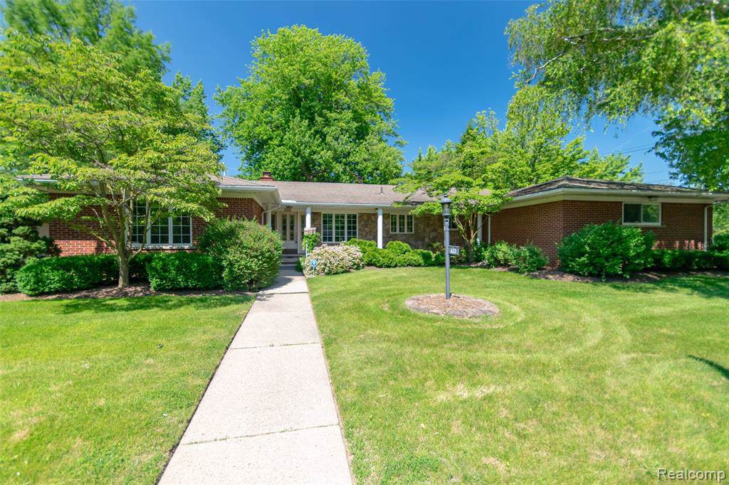 622 Fairford Road - Photo 1