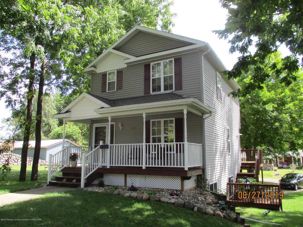 531 Lincoln Street - Photo 1