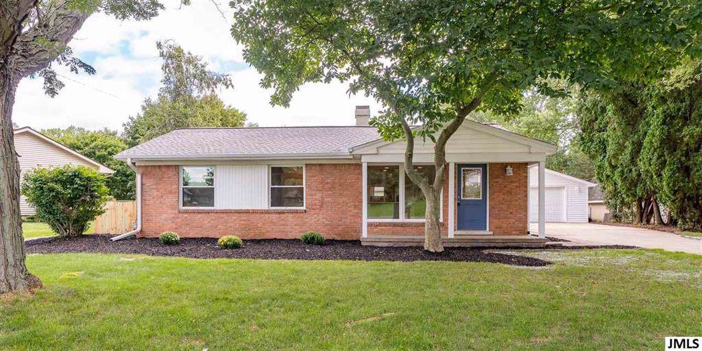 4225 Pinehurst Dr - Photo 1