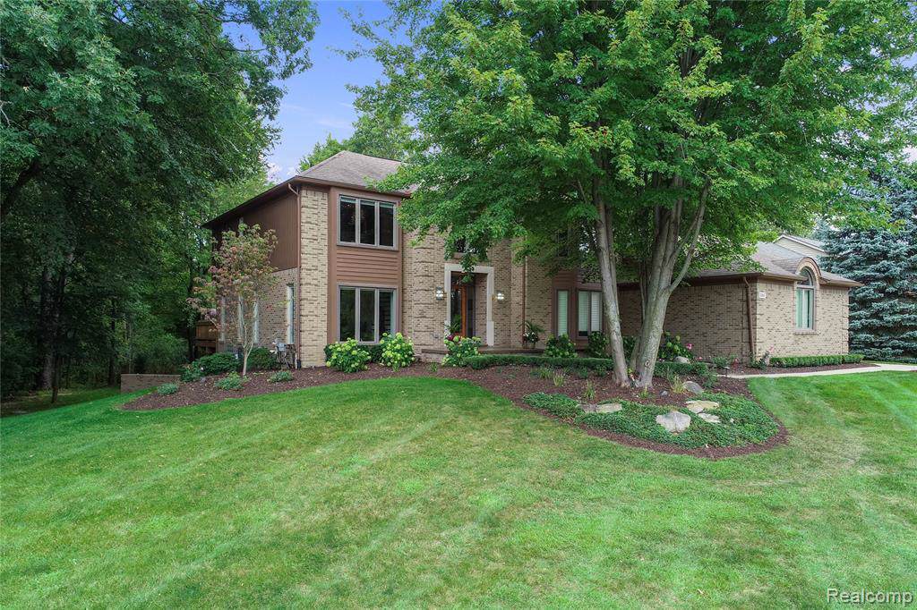 200 Cross Creek Boulevard - Photo 1