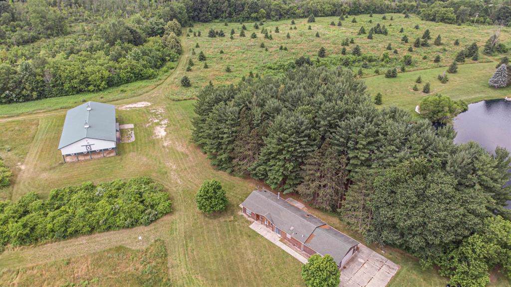 5700 Allen - Photo 1