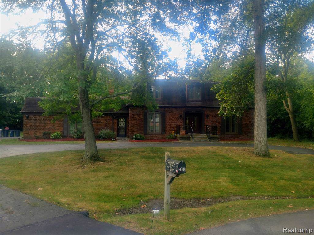 5865 Dunmore Court - Photo 1