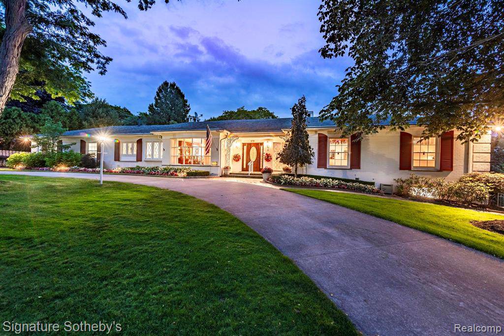 172 Chesterfield Road - Photo 1