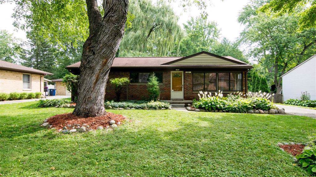 335 Hazelwood Avenue - Photo 1