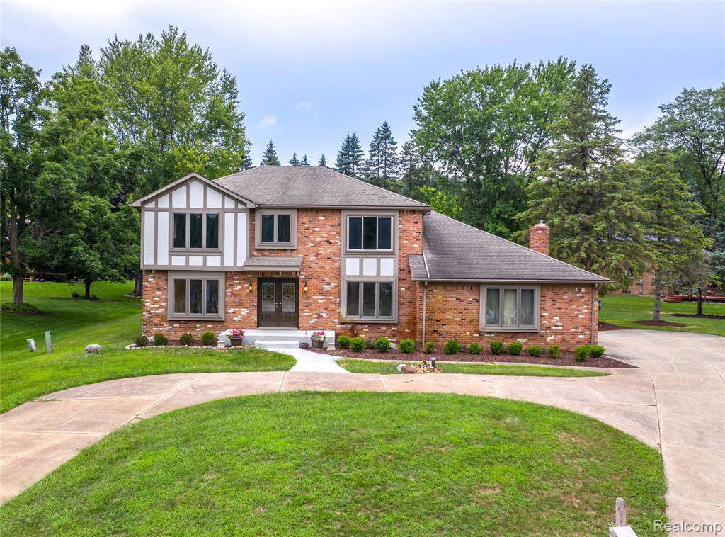 440 Abbey Wood Court - Photo 1