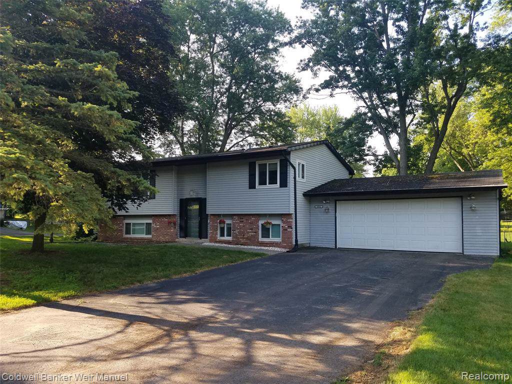 4083 Lanark Avenue - Photo 1