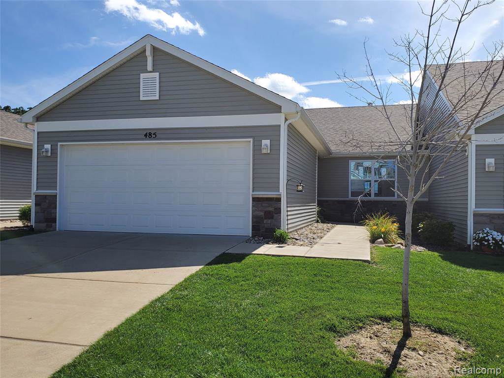 485 Hosta - Photo 1