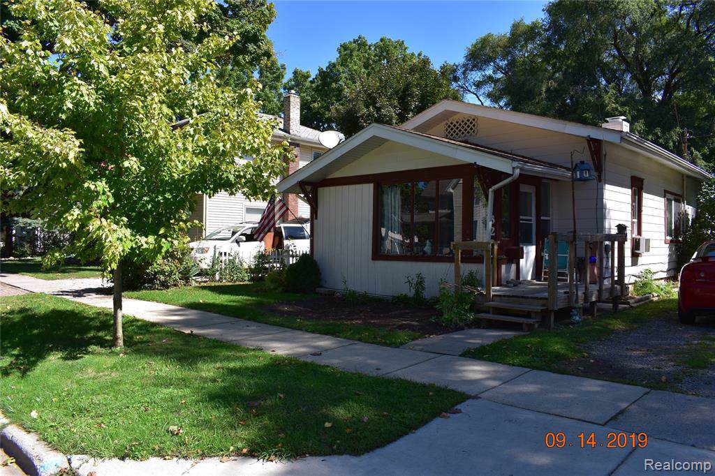328 Dewey Street - Photo 1