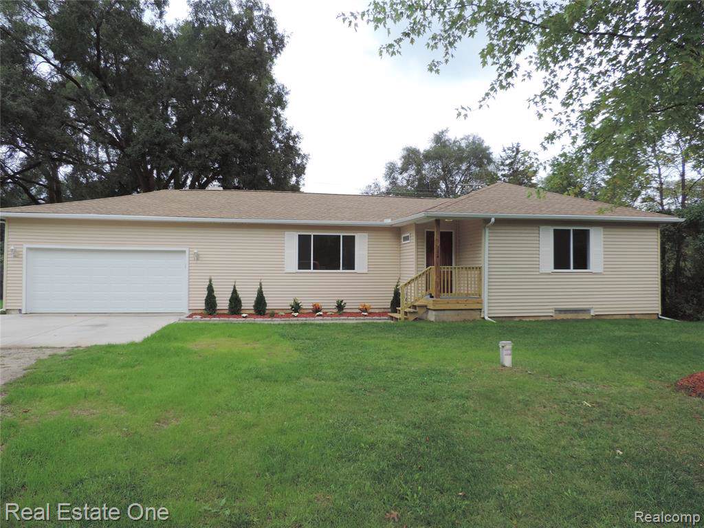 7235 Strawberry Lake Road - Photo 1