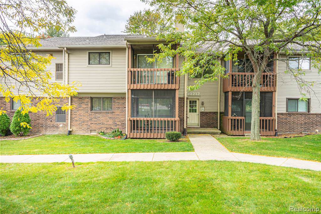 10212 Nancys Boulevard - Photo 1