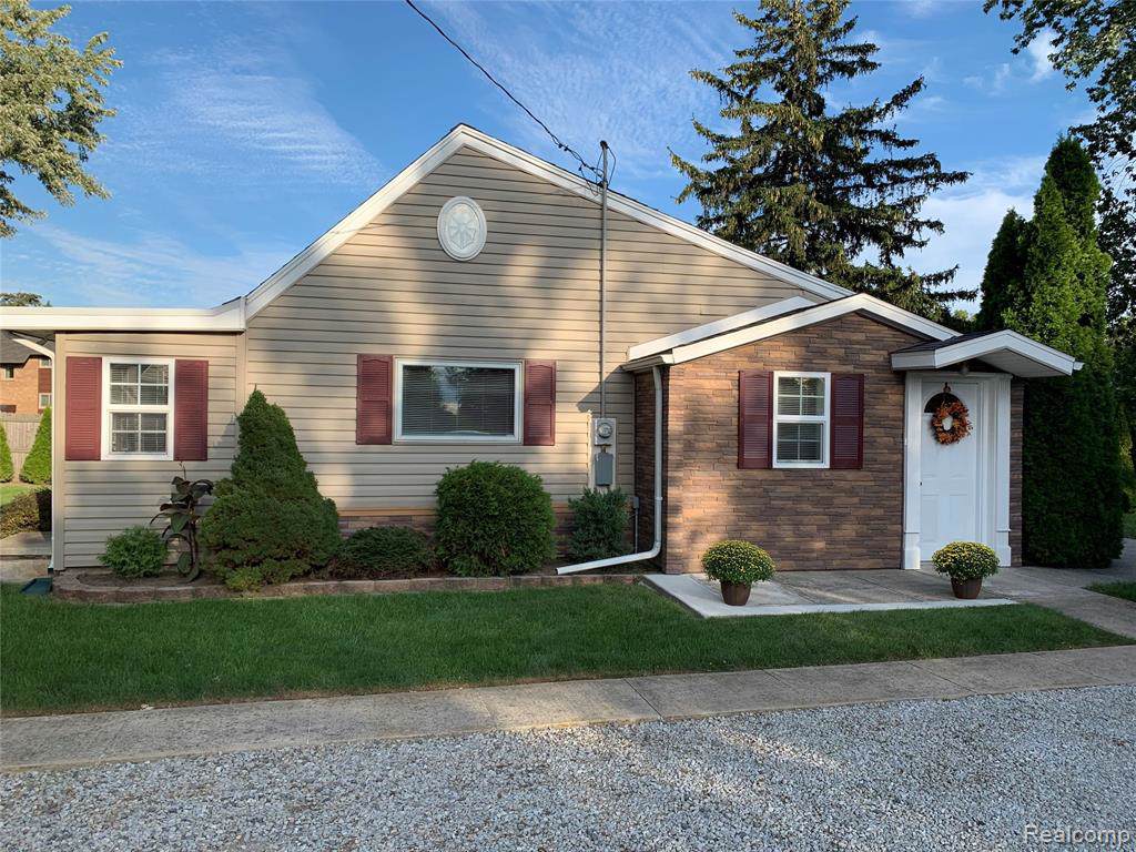 16803 Helen Street - Photo 1