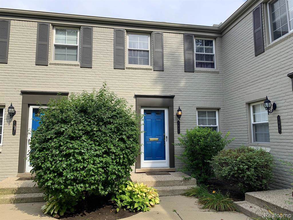 1641 Graefield Road - Photo 1