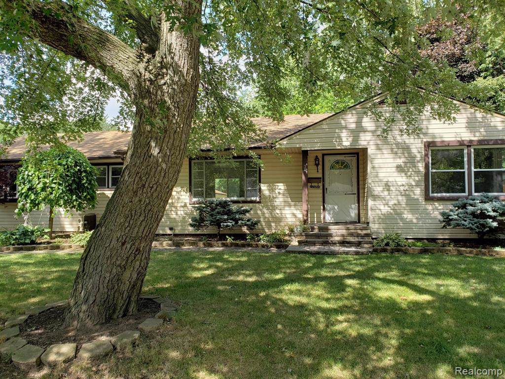 17050 Oconnor Avenue - Photo 1
