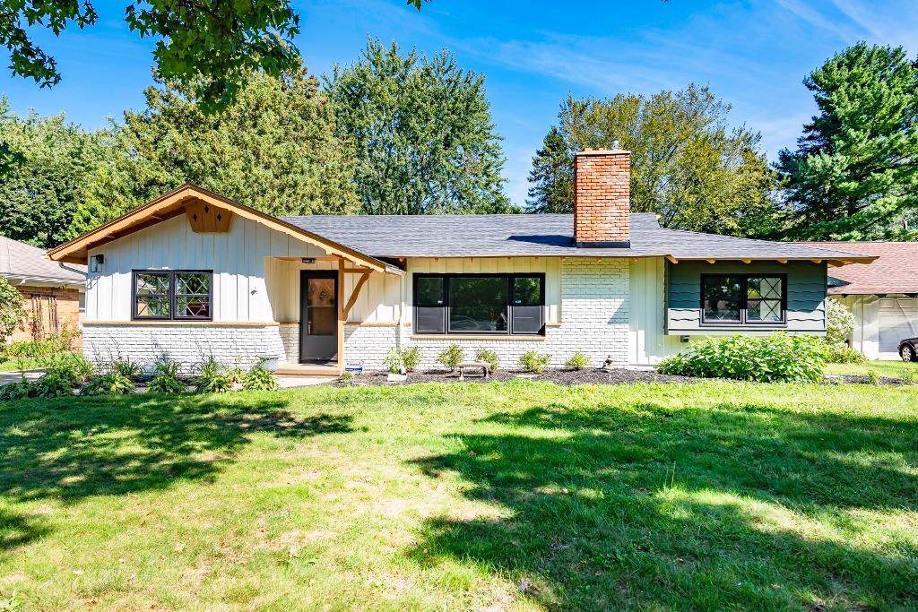 482 Marion Street - Photo 1
