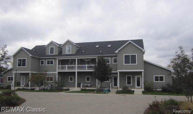 560 Little Lake Drive - Photo 1