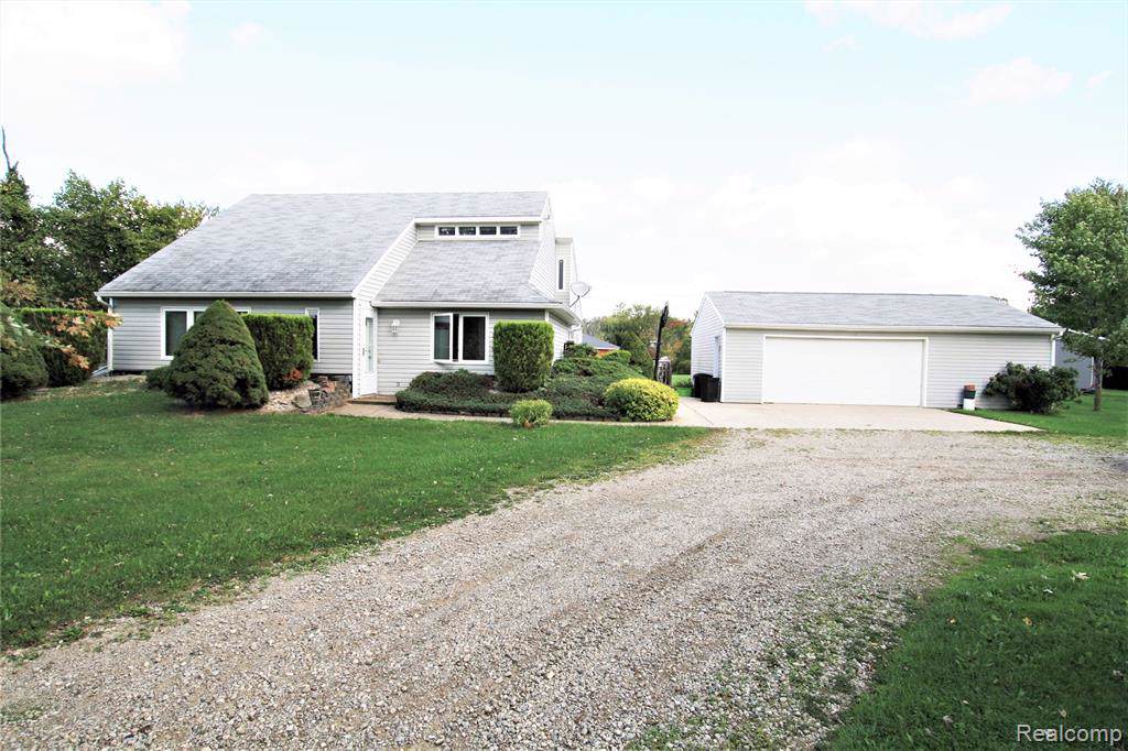 6499 Seymour Road - Photo 1