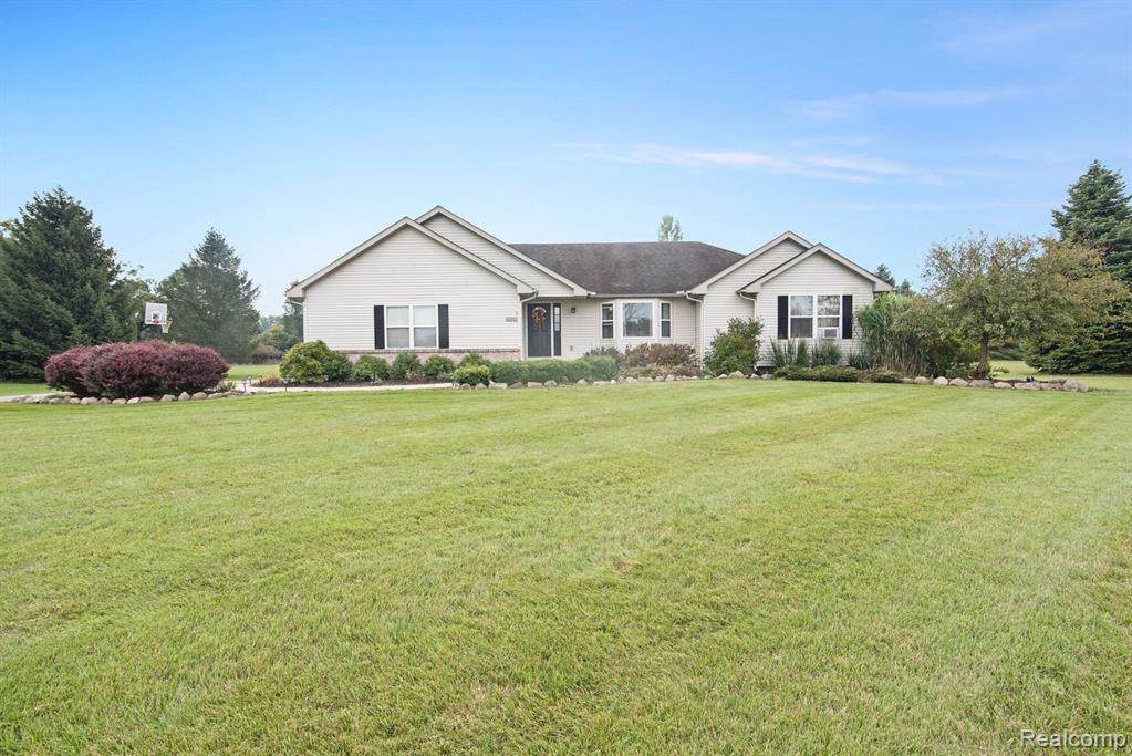 10905 Mackinaw Trl - Photo 1