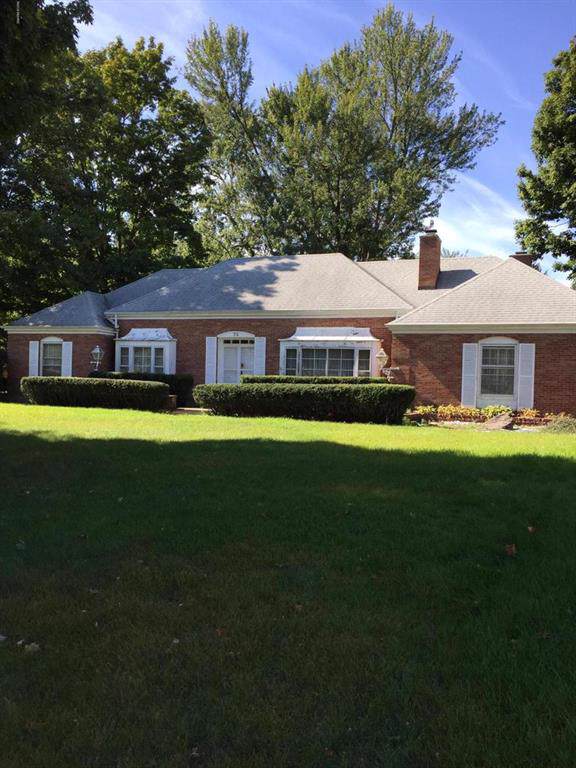 73 Carlyle Ave - Photo 1