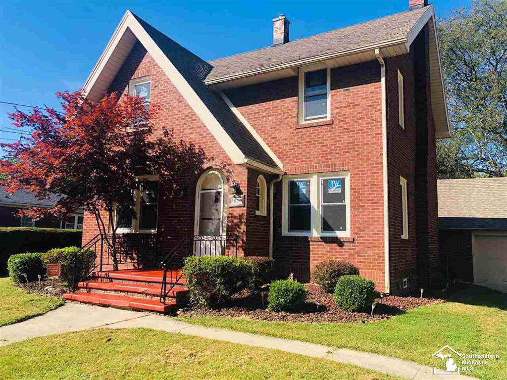 5810 Elmwood - Photo 1
