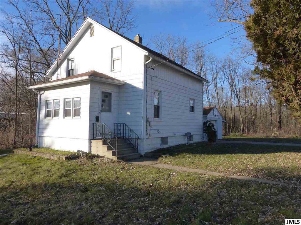 1316 Mitchell St - Photo 1
