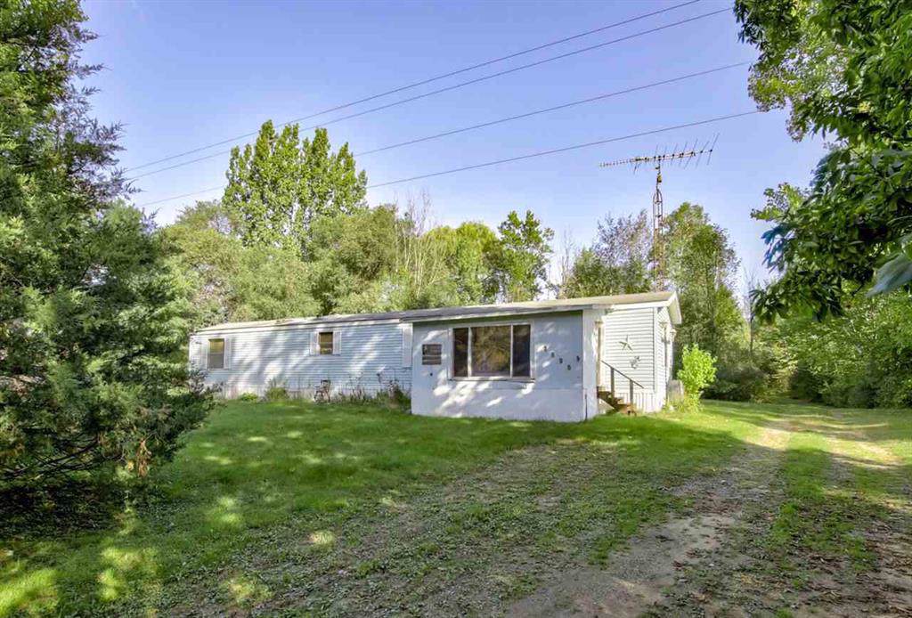 3696 Waltan Rd. - Photo 1