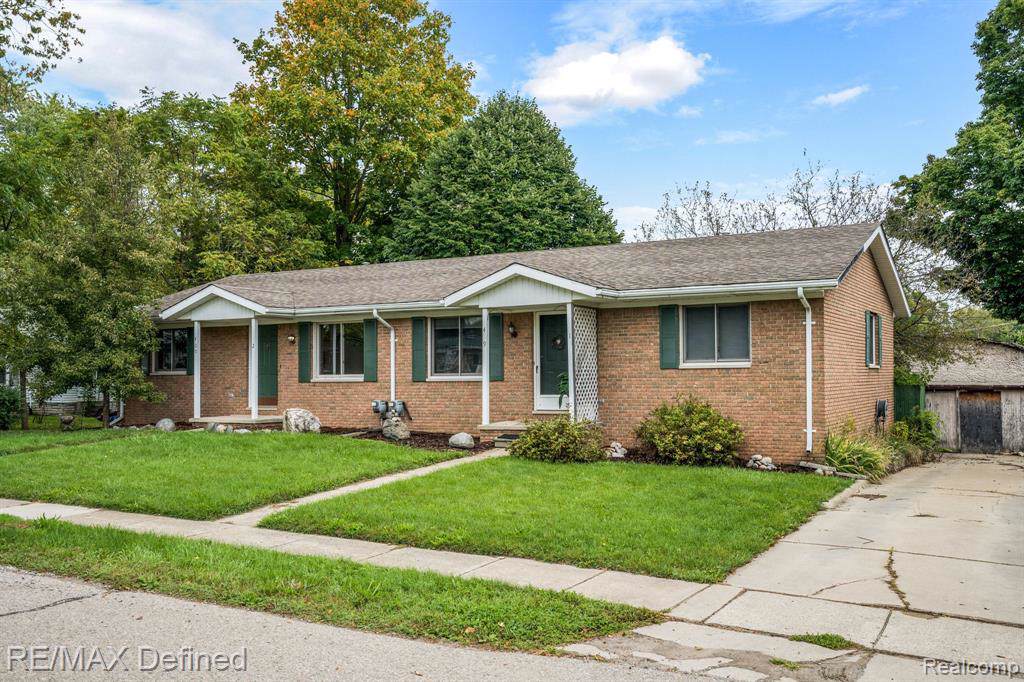 409 Bristol Street - Photo 1