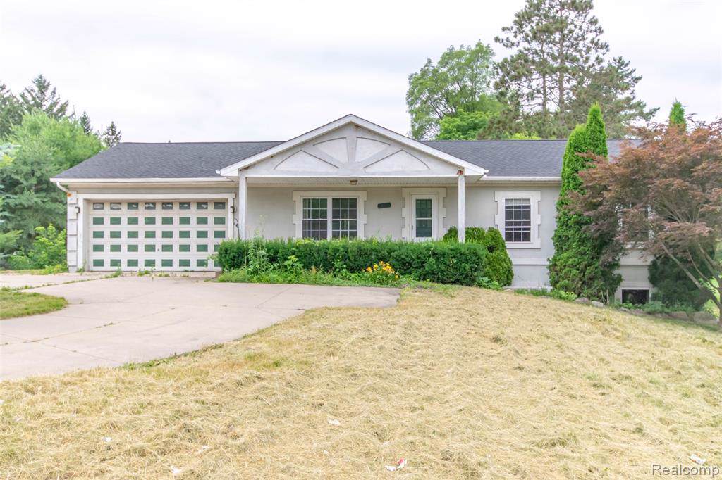 336 Rochester Road - Photo 1
