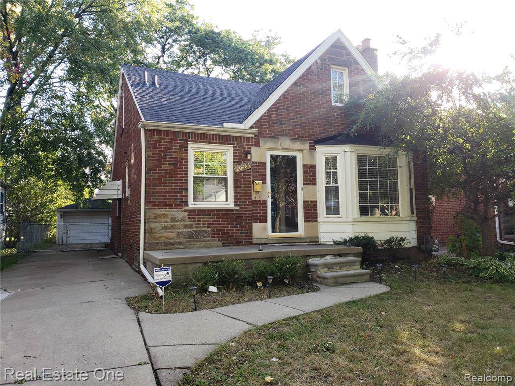 20466 Lochmoor Street - Photo 1