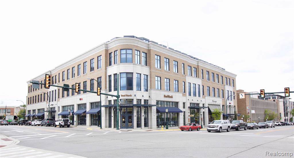 327 Old Woodward Avenue - Photo 1