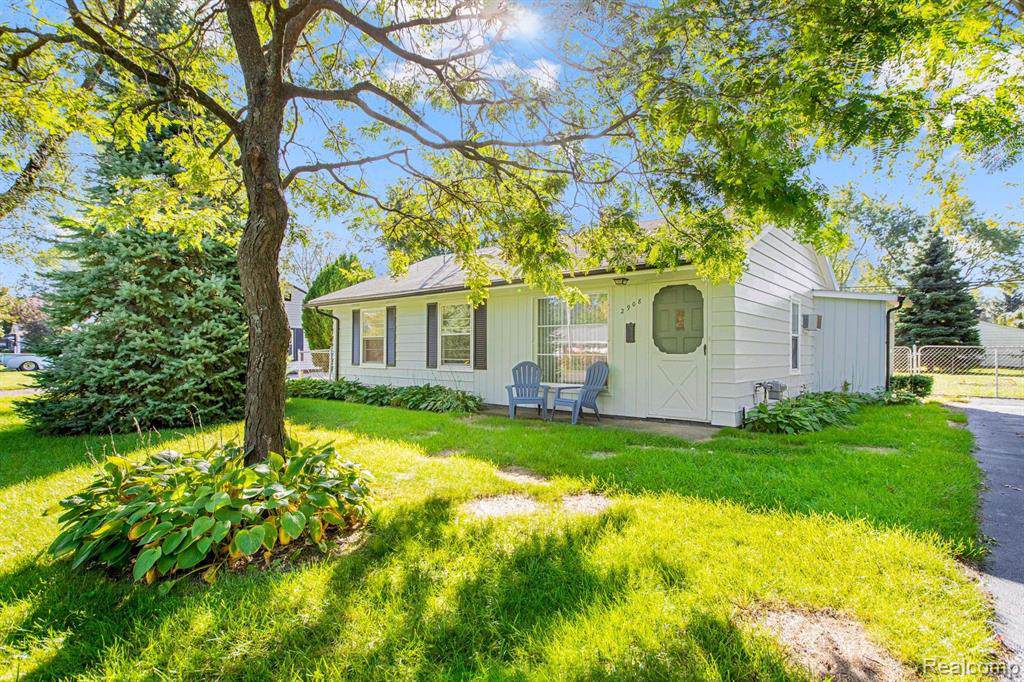 2908 Edna Jane Drive - Photo 1