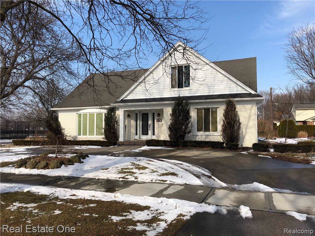 584 Coventry Lane - Photo 1