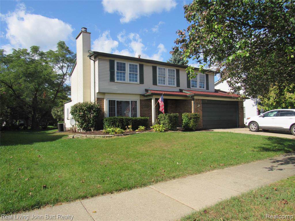 239 Oxford Lake Drive - Photo 1