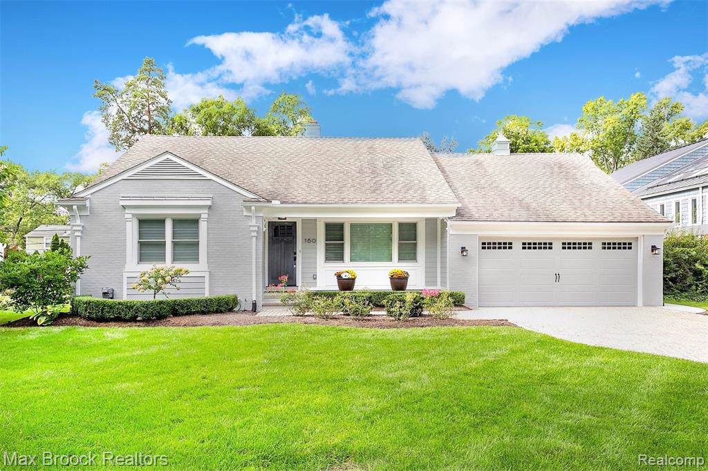 160 Larchlea Drive - Photo 1