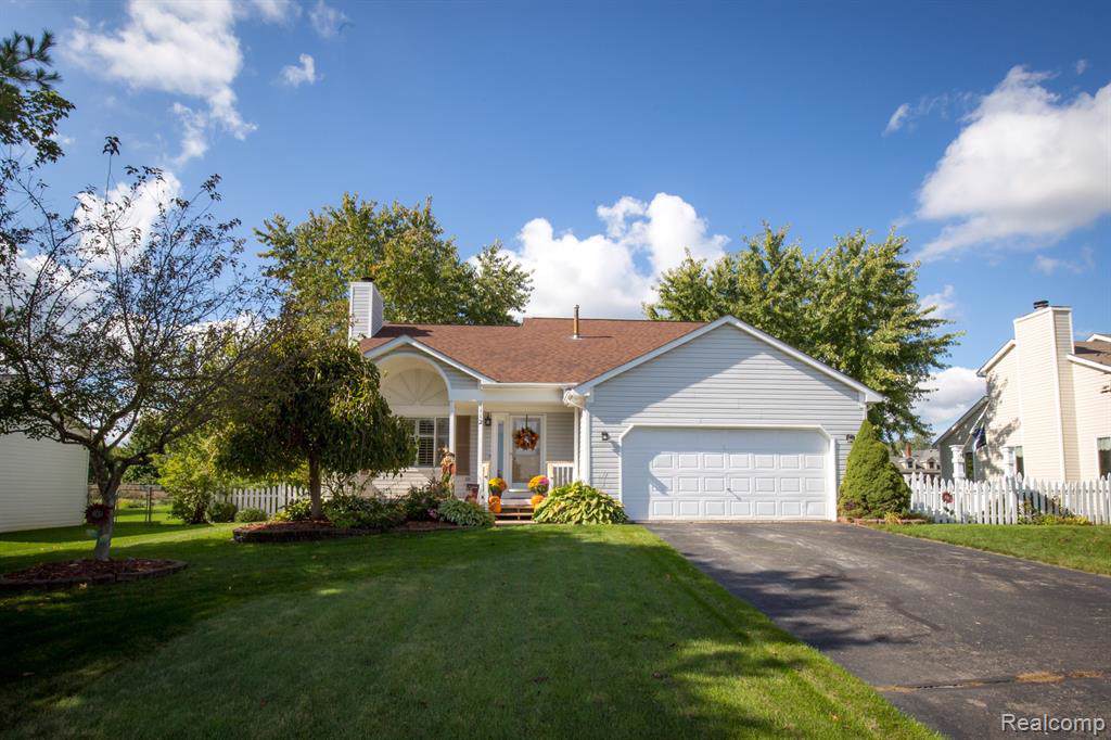 1112 Somerville Drive - Photo 1