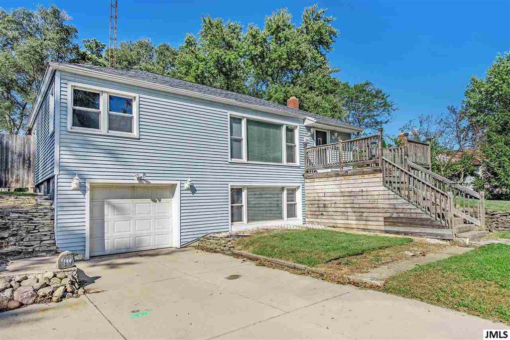 140 Sagamore - Photo 1