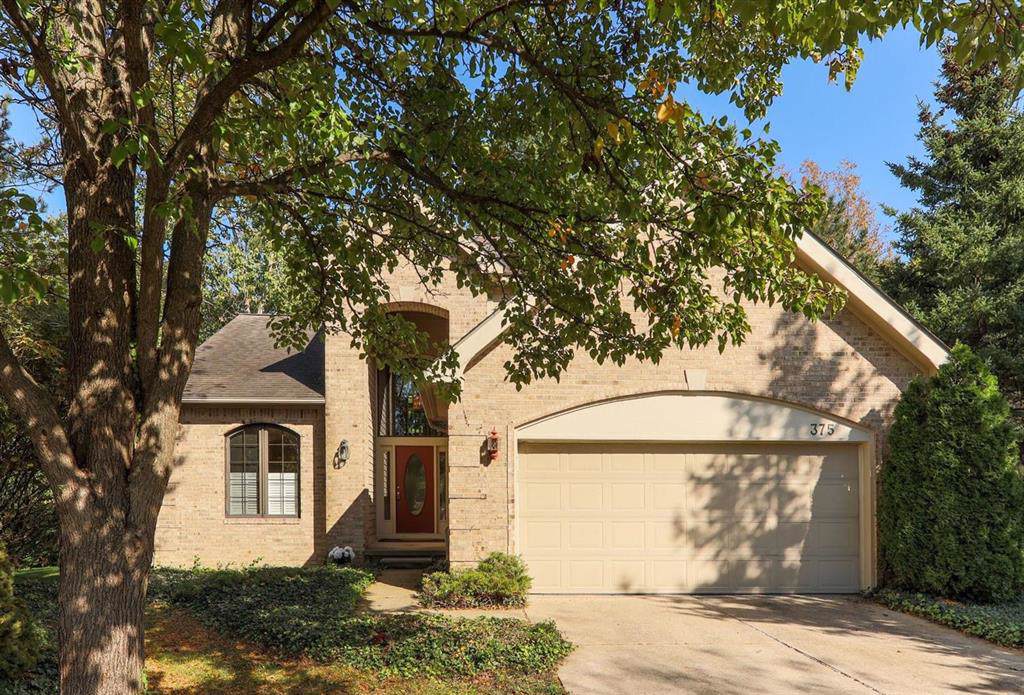 375 Hunters Trail - Photo 1