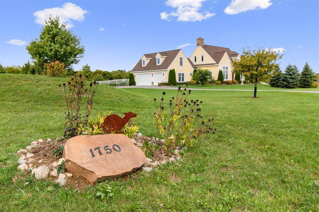 1750 Sandy Creek Lane - Photo 1