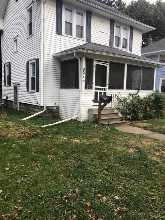 807 Fourth St - Photo 1